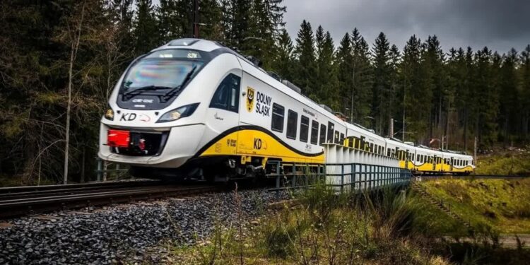 Od niedzieli nowy rozkład jazdy pociągów Kolei Dolnośląskich