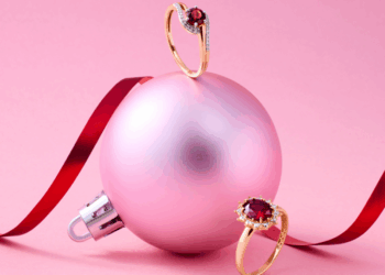 Co pod choinkę? Biżuteria idealna dla mamy, partnerki i przyjaciółki