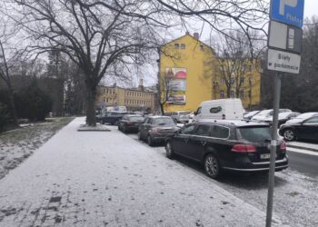 W Gorzowie śnieg, ale ulice są czarne