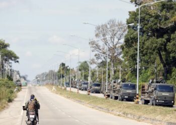 Napięcia na linii Tajlandia-Kambodża. Godzina policyjna przy granicy, ewakuacja niemal 800 tys. osób