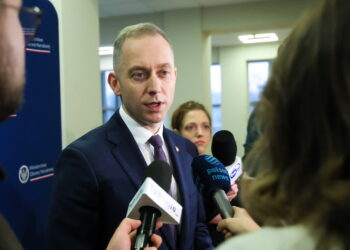 Wiceszef MON o przekazaniu Ukrainie samolotów MIG-29