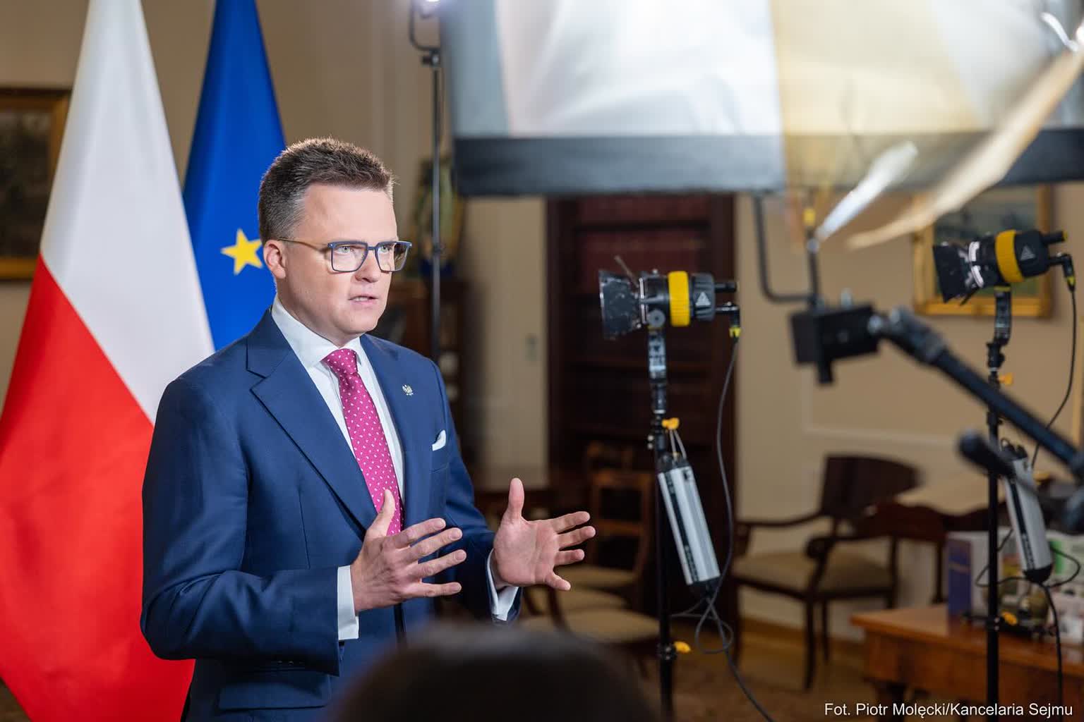 Szymon Hołownia nie będzie szefem Polski 2050. Eksperci o rezygnacji