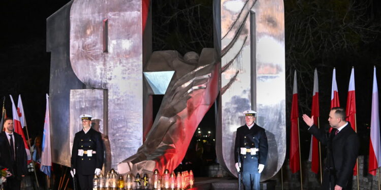 Prezydent podczas obchodów Grudnia ’70: narodowa pamięć jest po stronie ofiar