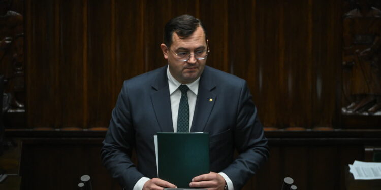 Wniosek o areszt dla mężczyzny podejrzanego o rozlanie gnojowicy koło domu ministra rolnictwa