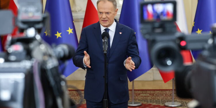 Tusk: Kaczyński bez Brauna nie ma szans