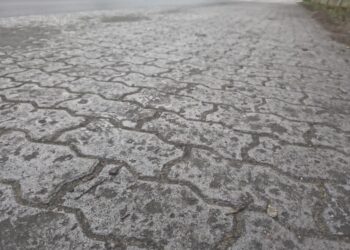 W Deszcznie nie wyjechały autobusy. W Strzelcach-piaskarki