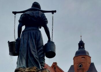 Jest nas więcej? Szefowa USC: Statystyki demograficzne nie pokazują całej prawdy