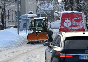 IMGW: do końca stycznia zimno i sporo śniegu
