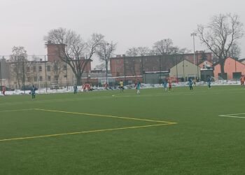 Warta uległa drugoligowcowi. Trener Szymik umiarkowanie zadowolony