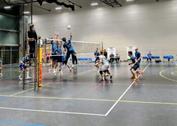 Po ciężkim boju młodzi siatkarze Stilonu mają ważne 3 punkty