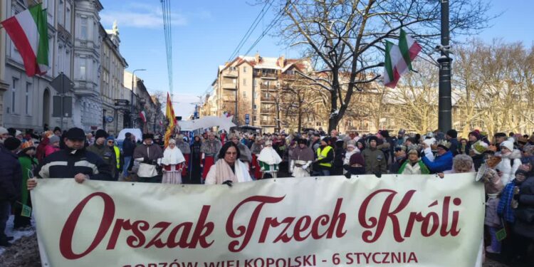 12. Orszak Trzech Króli przeszedł ulicami Gorzowa