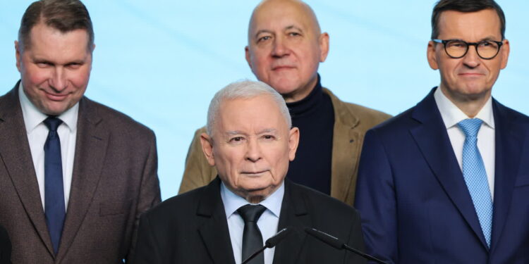 Onet: Morawiecki wiedział, co działo się w RARS