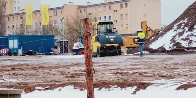 Zima utrudnia prace na północnej obwodnicy