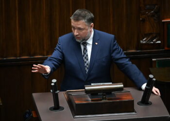 Szef MSWiA o gwałcie na policjantce