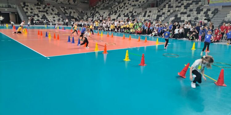 Sport i zabawa. Przedszkolaki pobiły Arenę Gorzów