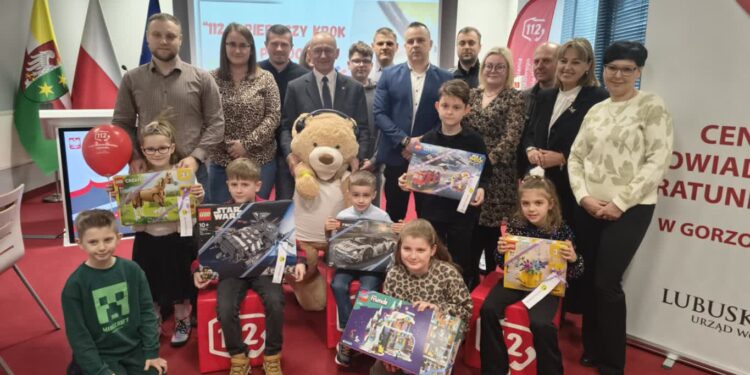 Na numer 112 dzwonią już 5-latki