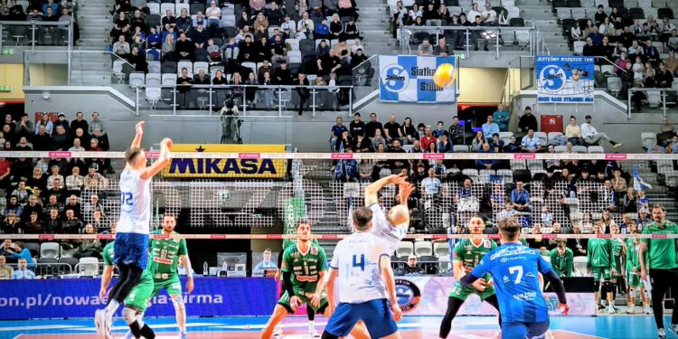 Słaba zagrywka, sporo błędów, punktów z AZS Olsztyn brak