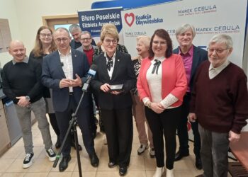 Wybory w KO. Polak rezygnuje, popiera Cebulę