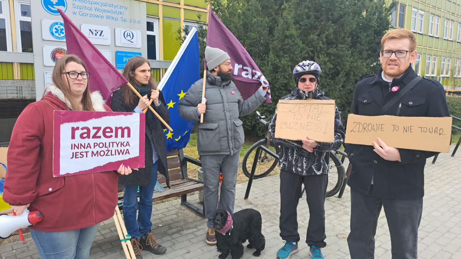 Kolejny protest pod szpitalem w Gorzowie. W tle płatne parkowanie