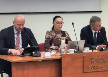 Przed nami ciekawa sesja. Może być gorąco