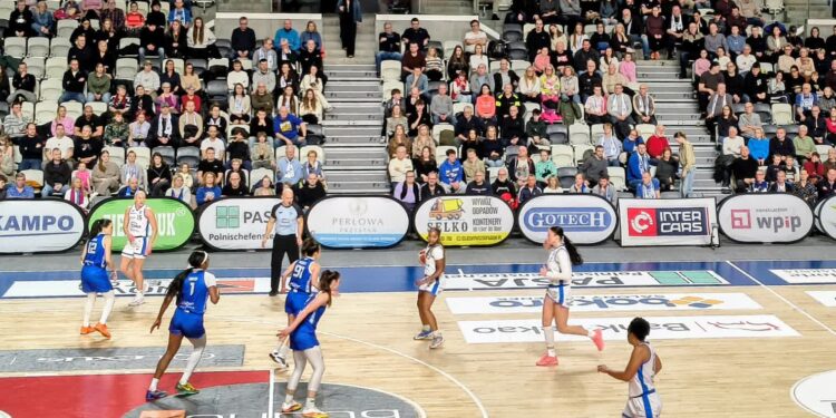 W derbach AZS emocje do ostatniej akcji