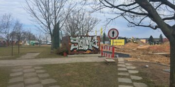 Tymczasowy parking na Piaskach poróżnił mieszkańców?