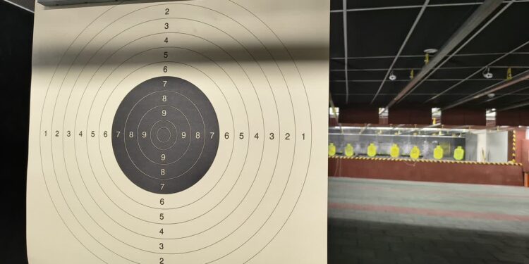 Nasze słuchaczki spędziły Dzień Kobiet na strzelnicy