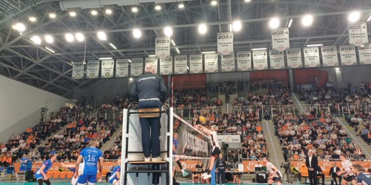 Cuprum Stilon walczy o prestiż i satysfakcję. Co z występem Chizoby?