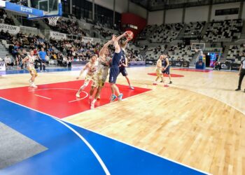 Kolejne punkty Kangoo Basket