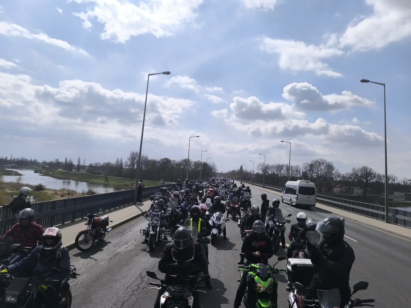 Będzie głośno! Motocykliści wystartują sezon