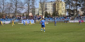 Piłkarska środa w Gorzowie: mecz na szczycie IV ligi