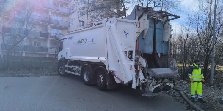 Zbiórka ubrań na osiedlach. Gorzów uruchomi więcej punktów