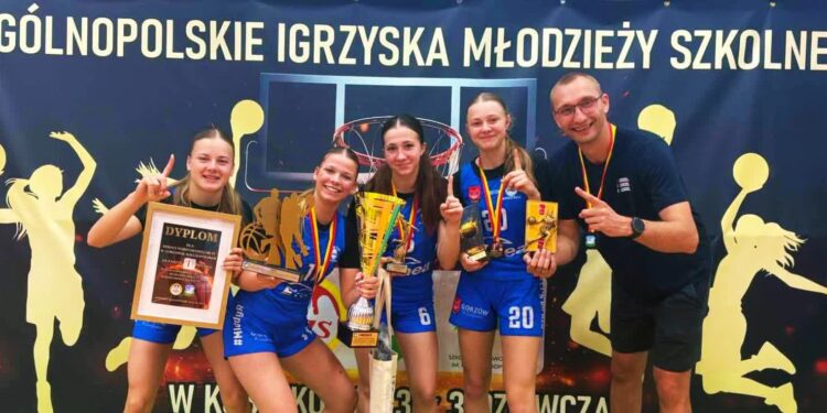 Koszykarki SP 13 najlepsze w Igrzyskach Młodzieży Szkolnej