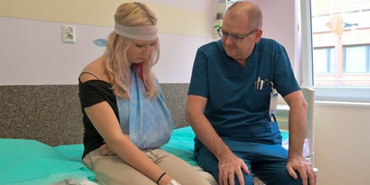Policja i szpital apelują o bezpieczną jazdę na hulajnogach [FILM]