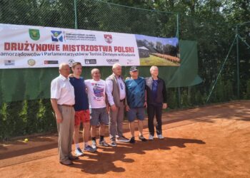 Kłodawa gościła samorządowców tenisistów