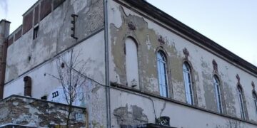 Była siedziba MCK do sprzedaży