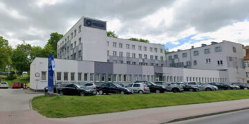 Kobieta zmarła w policyjnej celi. Prokuratura bada sprawę