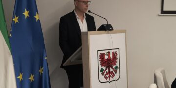 Jarosław Baryła wszedł do rady miasta