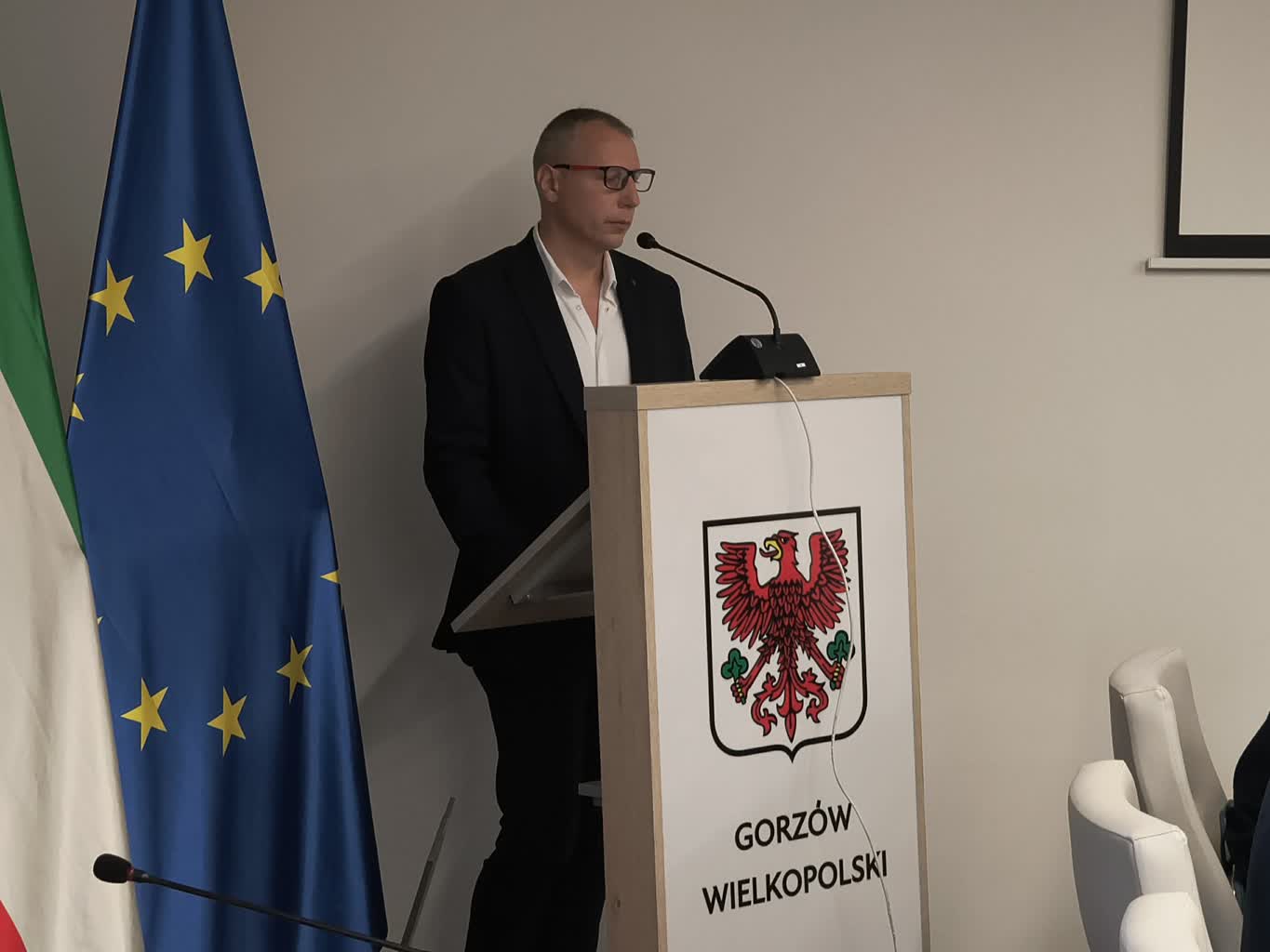 Jarosław Baryła wszedł do rady miasta