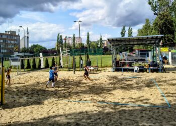 Ostatnia Prosta: żużel, siatkówka plażowa i nie tylko