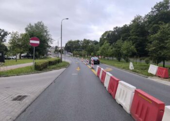 Kolejny etap prac na rondzie Barlineckim. Kierowcy muszą zachować ostrożność