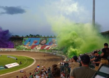 Falubaz i Stal nie do końca zadowolone po derbach….