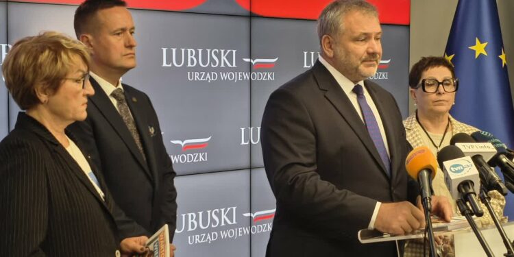 Minister Żurek mówił w Gorzowie o bezpieczeństwie seniorów