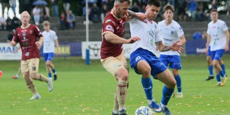 Derby na remis